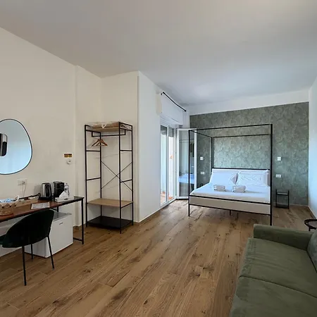 Cinquantotto Cozy 4*