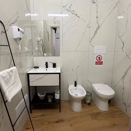 Konukevi Cinquantotto Cozy 4*